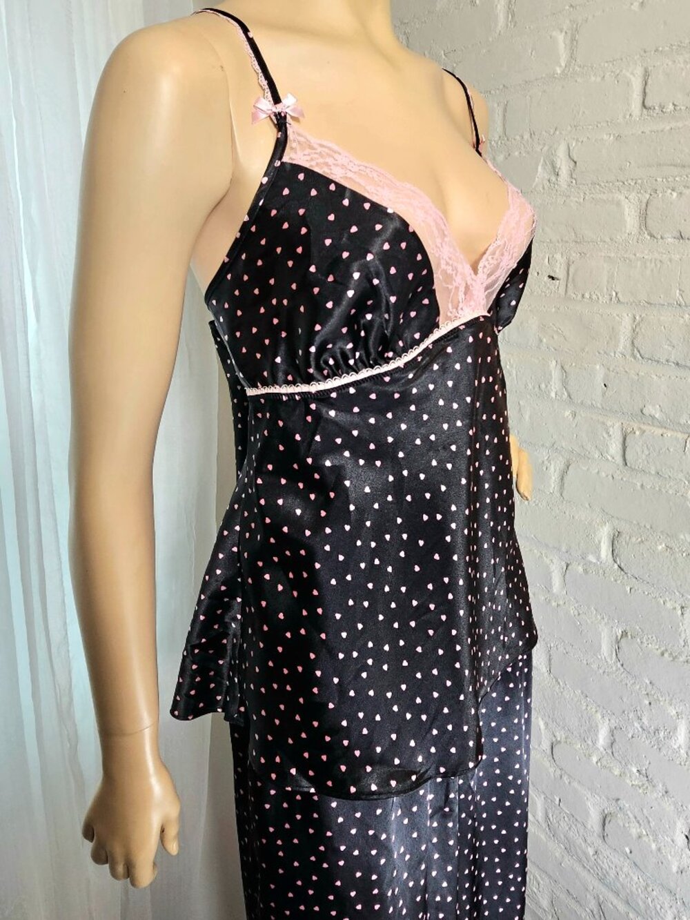 Gilligan & O'Malley Satin Cami Pajama Set NWT Size XL Black Pink Heart Print - Picture 5 of 8